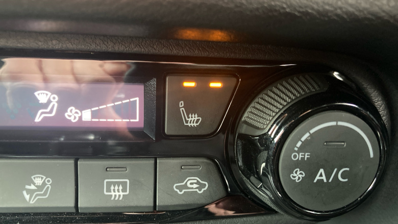 Nissan Juke 1.6 Hybrid Tekna 5dr Auto Hybrid Hatchback